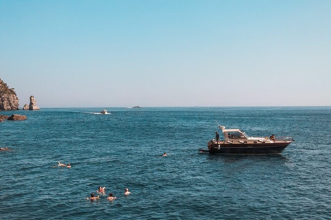 From Sorrento: Amalfi Coast Boat Tour up to 8 people - Meeting at Via Marina Piccola at 8:30 am (and how the day flows)