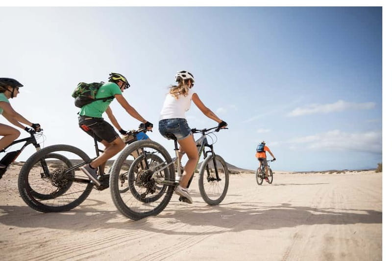Fuerteventura North: PREMIUM E-bike guided tour - The first ride from Corralejo: volcano energy and controlled effort