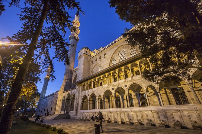 Full-Day City Tour with Private Tour Guide and Red Carpet Treatment with Luxury Minibus - What This Tour Really Feels Like: A High-Value Istanbul Highlights Day