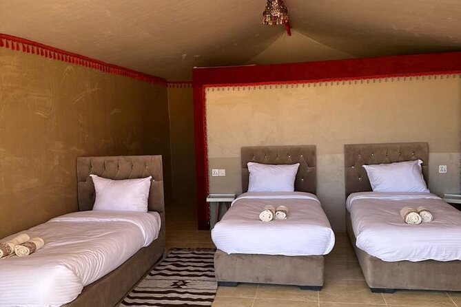 Full-Day Jeep Tour & Sleep in Luxury Tent with private Bathroom - Canyons and bridges: views with different levels of effort