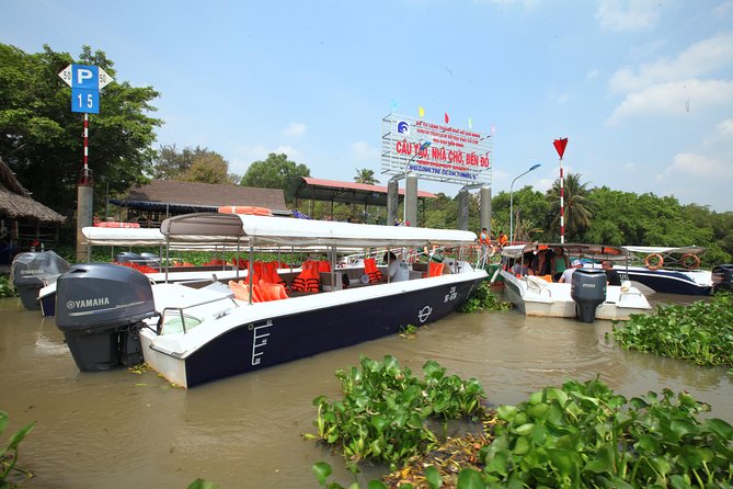 Full-Day Tour in the Cu Chi Tunnels with a Luxury Speed Boat - Pickup, A/C bus comfort, and the day’s pacing