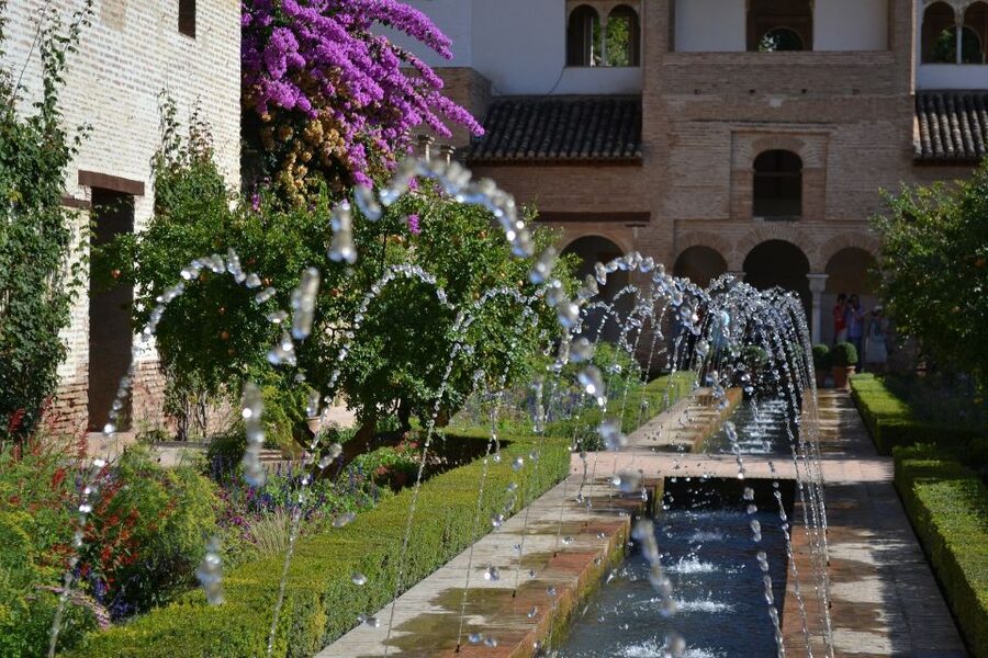 Granada: Full Alhambra Premium Guided Tour with Tickets - Torre de la Vela: the quick stop that sharpens the big picture