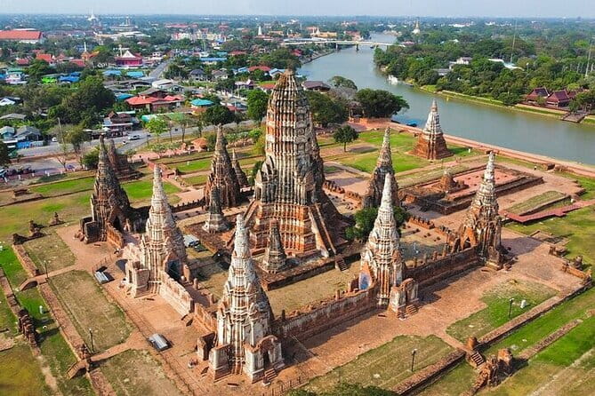 Grand Palace, Temples, and Canal Private Tour [Optional Luxury] - Phra Pin-klao Bridge: the kind of photo stop that also works for walking breaks