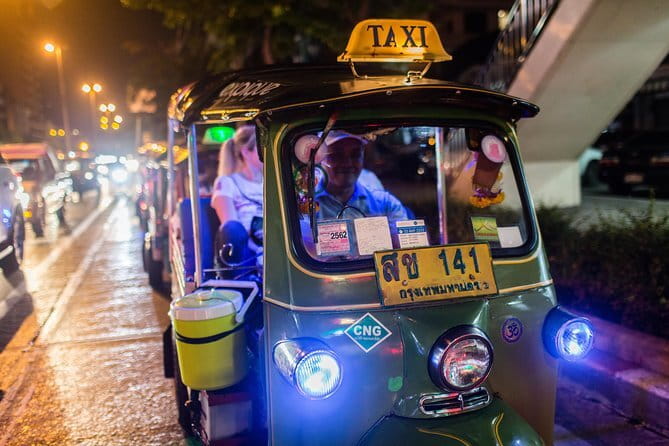 Grand Palace, Temples, and Canal Private Tour [Optional Luxury] - Transport that matches your comfort level: standard vs optional VIP