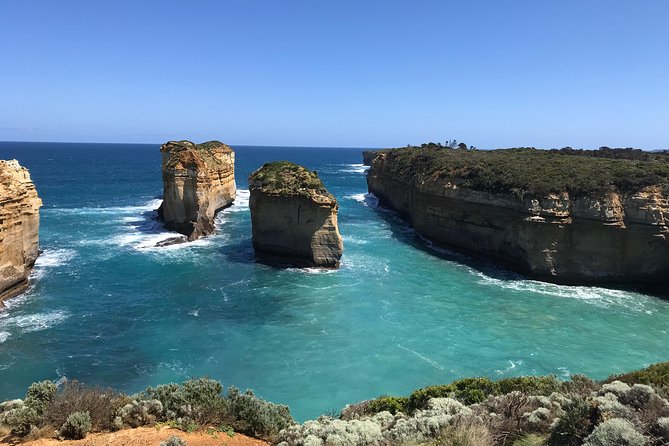 Great Ocean Road Reverse Itinerary PREMIUM Tour - Max 11 Guests - Loch Ard Gorge: shipwreck drama and a one-hour walk