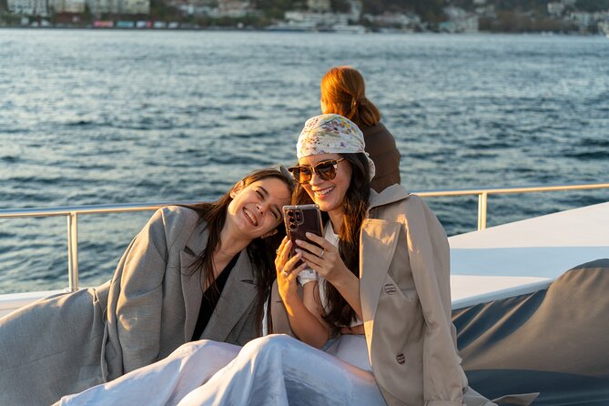 Guided Bosphorus Afternoon Cruise on Luxury Yacht - Beşiktaş, Ortaköy, and Arnavutköy: reading neighborhoods from the water