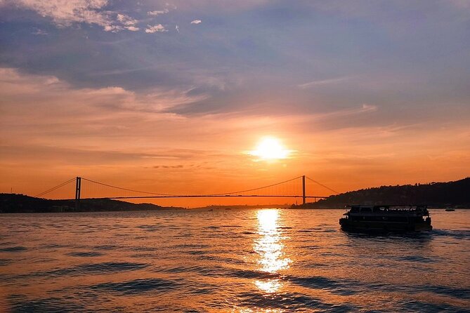 Guided Bosphorus Afternoon Cruise on Luxury Yacht - Dolmabahçe Palace and Çırağan Palace: power along the European shore