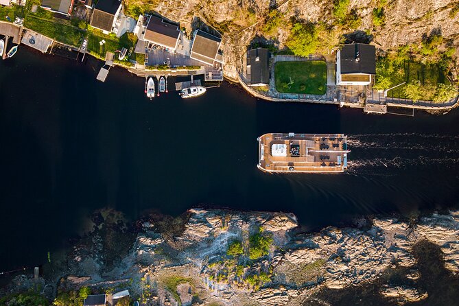 Guided Sightseeing Cruise on Oslofjord by Premium Silent Boat - Dyna Fyr: From Lighthouse to Church to Restaurant