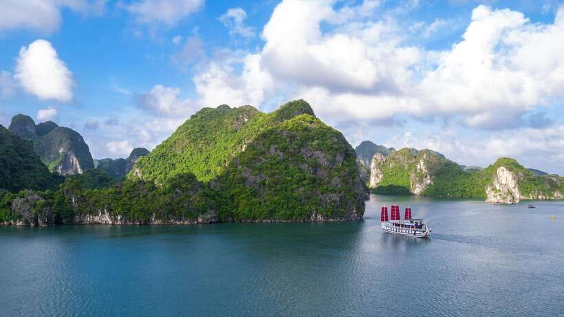 Ha Long Bay - Bai Tu Long Bay Luxury Boat Tour & Transfer - Key things to know before you go
