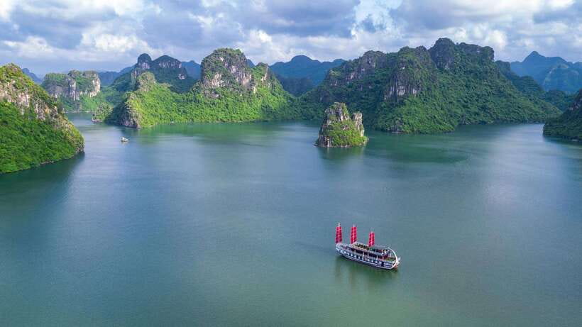 Ha Long Bay - Bai Tu Long Bay Luxury Boat Tour & Transfer - Price and value: is $155 a fair deal?