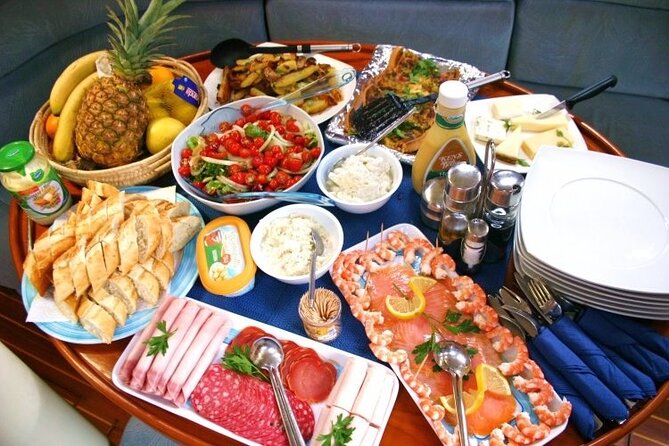 Half-Day Luxury Catamaran Sailing Cruise in Granada - Crew energy: attentive hosts and names you’ll remember