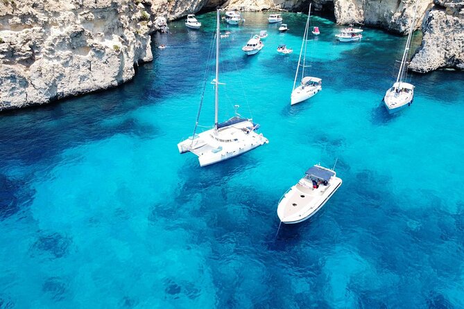 Half Day Scenic Catamaran Experience - Blue Lagoon (1 hour): classic color, classic crowd risk