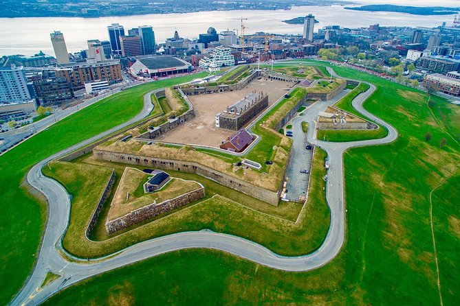 Halifax Premium Tour: Peggy's Cove, Citadel & Titanic Cemetery - Small-group comfort: why seating and sound matter
