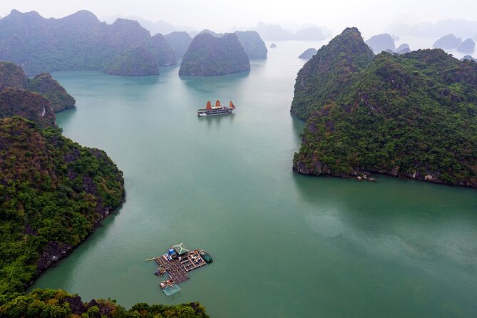 Halong Bay 3 days 2 nights on PEONY CRUISES 5 Stars LUXURY - Day 2: Tai Chi sunrise, Viet Hai village by bike or e-cart, lagoon kayaking
