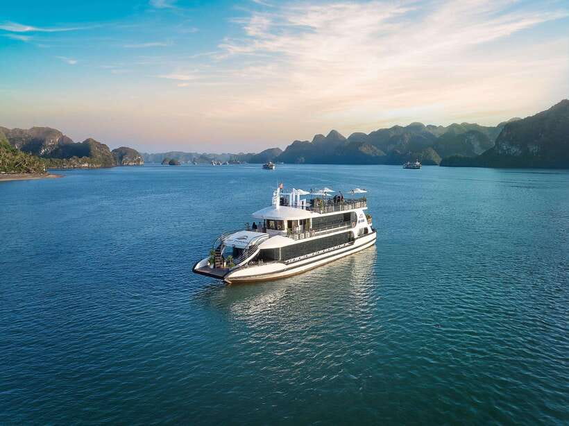 Halong Bay: Luxury Day Cruise with Buffet, Kayak, Swim - Key highlights to look for