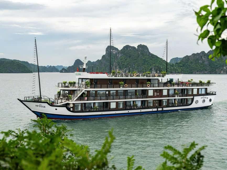 Hanoi: 2-Day Ha Long & Lan Ha Bay 5-Star Boat with Balcony - Why Lan Ha Bay works better on a short cruise
