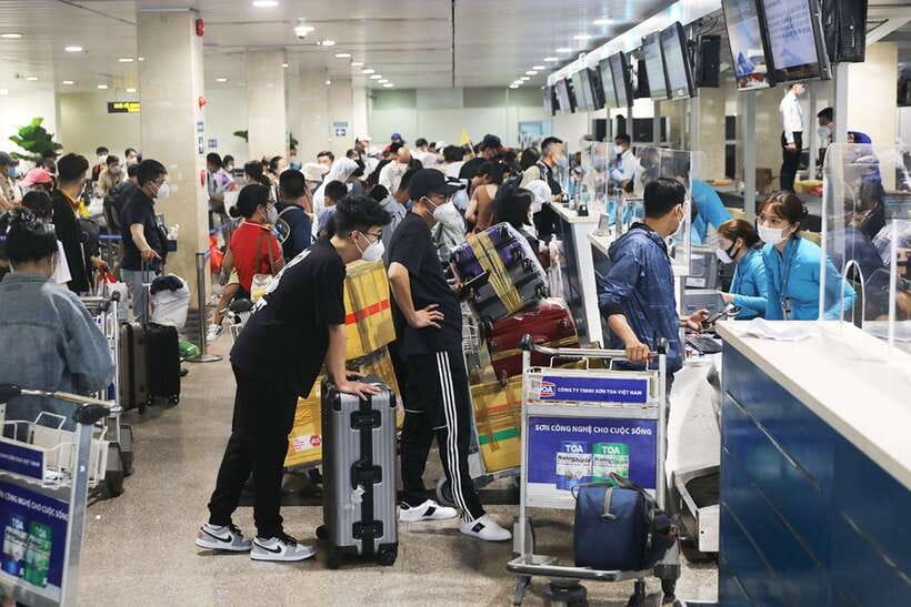 Hanoi Airport: Premium Fast Track Immigration Assistance - Potential drawbacks and when to skip it