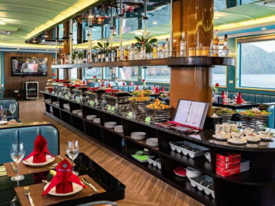 Hanoi: Ha Long Bay Full Day Trip - Amethyst Luxury Cruise - The Cruise Portion: Passing Limestone Icons and Settling In
