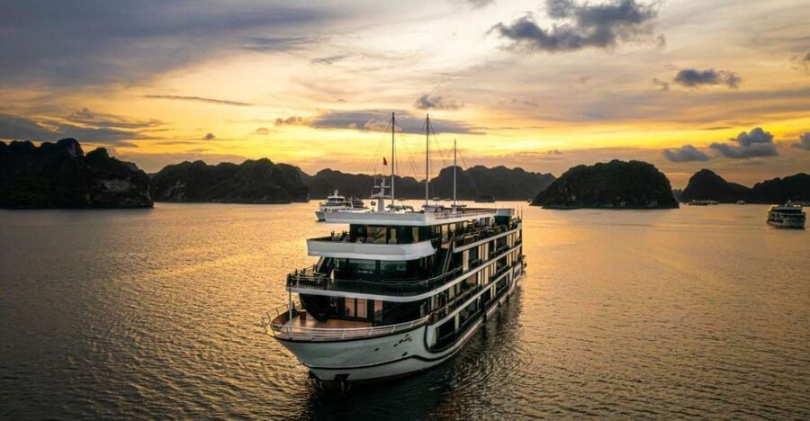Hanoi: Halong Bay 2-Day 5-Star Balcony Cruise & Bathtub - Why This 5-Star Halong Bay Cruise Feels Different