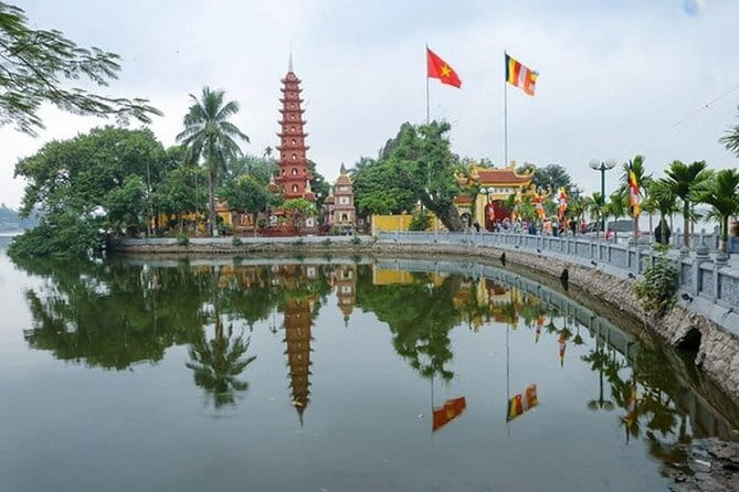 Hanoi Hidden Bites Premium Food Adventure - How Tony’s guidance changes the way you taste