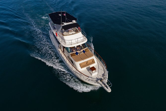 Hatteras 58-61' Luxury Yacht in Puerto Vallarta & Nuevo Nayarit - Kayaking and paddleboarding without the headache