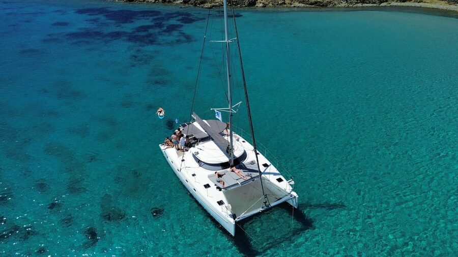 Heraklion: Dia Island Luxury Catamaran Cruise with Meal - Transport and Logistics: Easy If You Follow the Meeting Times