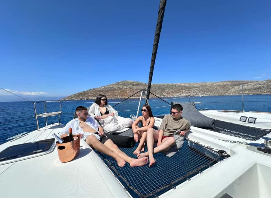 Heraklion Luxury Catamaran Dia Isla -Gourmet Lunch Top Rated - Lunch on board: why the meal is a big part of the value
