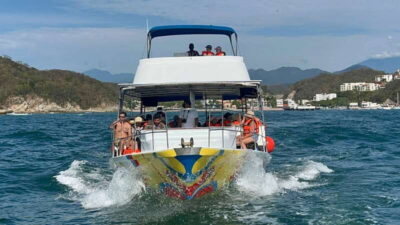 Huatulco: Premium Boat Tour with snorkel experience. - Tangolunda pickup to Santa Cruz Pier: timing that matters