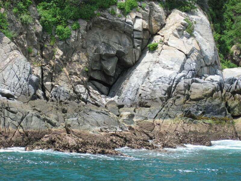 Huatulco: Premium Boat Tour with snorkel experience. - Snorkel gear, marine life, and what to bring
