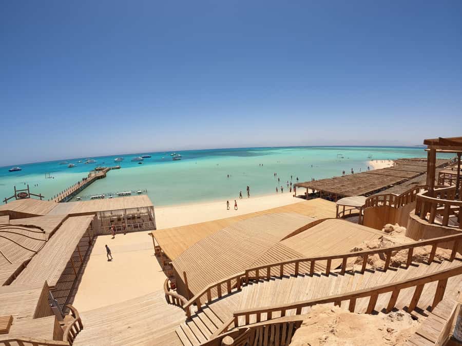 Hurghada: Luxury Cruise Trip to Orange Bay with Lunch - The boat experience: crew energy, clean setup, and the onboard massage