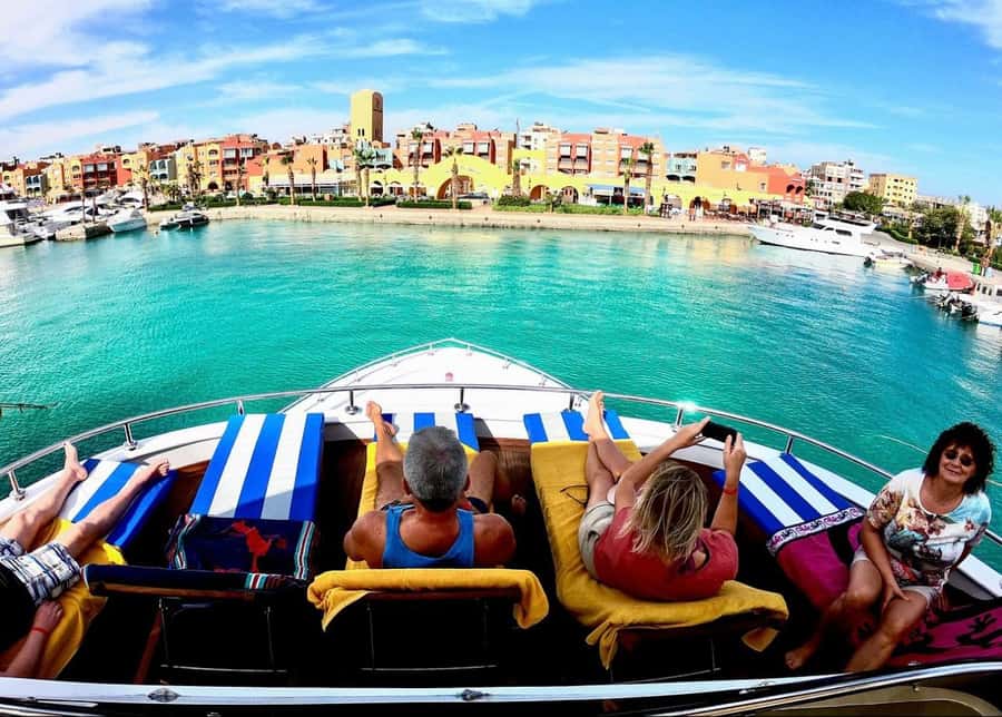 Hurghada: Luxury Orange Bay Cruise with Lunch and Pickup - Transport and Timing: Pickup, Waiting, and Getting Back