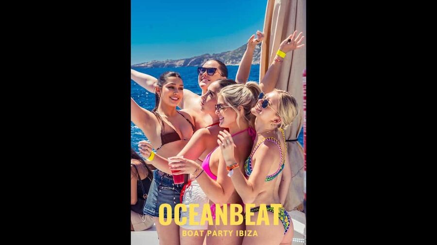 Ibiza: Ocean Club Boat Party with Premium Drinks, Food, & DJ - The brunch-style snack break: fruits and Spanish muffins