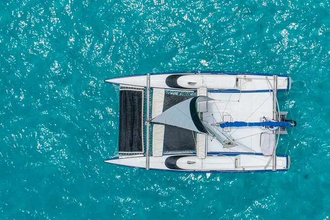 Isla Mujeres Premium Tour in Private Catamaran with Lunch - Price and Value: What $1,050 Covers for a Group of Up to 14