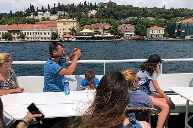 Istanbul Afternoon Bosphorus Cruise with Asian Side Stop - The Asian-Side Stop Switch: Thursdays at Rumeli Fortress vs Küçüksu on Other Days