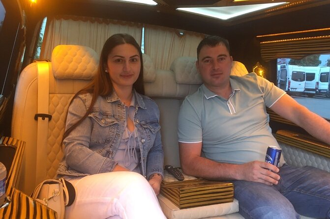 Istanbul Airport Luxury Minivan Transfer Meet Transfer - Getting Your Luggage and Finding the Driver Fast