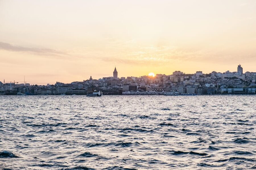 Istanbul: Bosphorus Sunset Cruise on a Luxury Yacht - The Yacht Setup: 25 Meters of Comfort, Not a Chaotic Ride