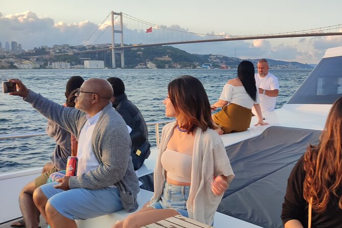 Istanbul Bosphorus Sunset Cruise on Luxury Yacht - Kuruçeşme, Galatasaray Island, Arnavutköy, and Bebek: stylish neighborhoods in motion