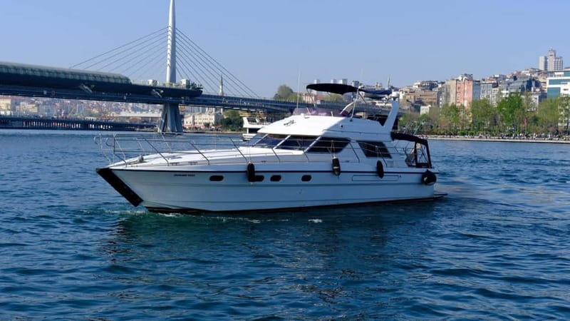 Istanbul: Luxury Yacht on Bosphorus - Key things to know before you book
