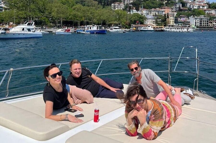 Istanbul: Luxury Yacht Tour at Sunset w Snacks - Price and value: why $23 can feel surprisingly fair