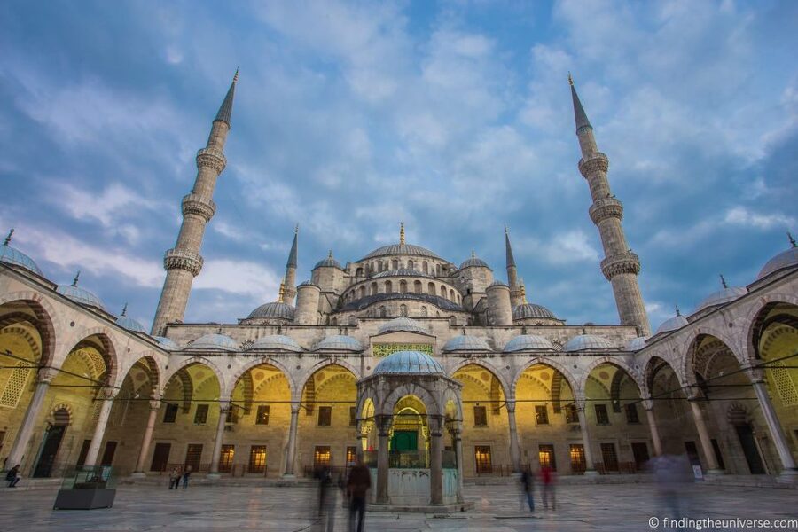 Istanbul: Old City Tour and Luxury Sunset Bosphorus Cruise - Should you book this Istanbul Old City + Bosphorus sunset cruise?