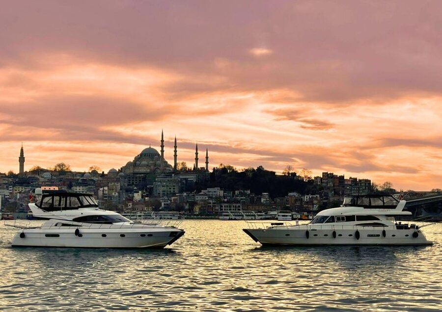 Istanbul: Small-Group Luxury Yacht Sunset Cruise w/ Snacks - FAQ