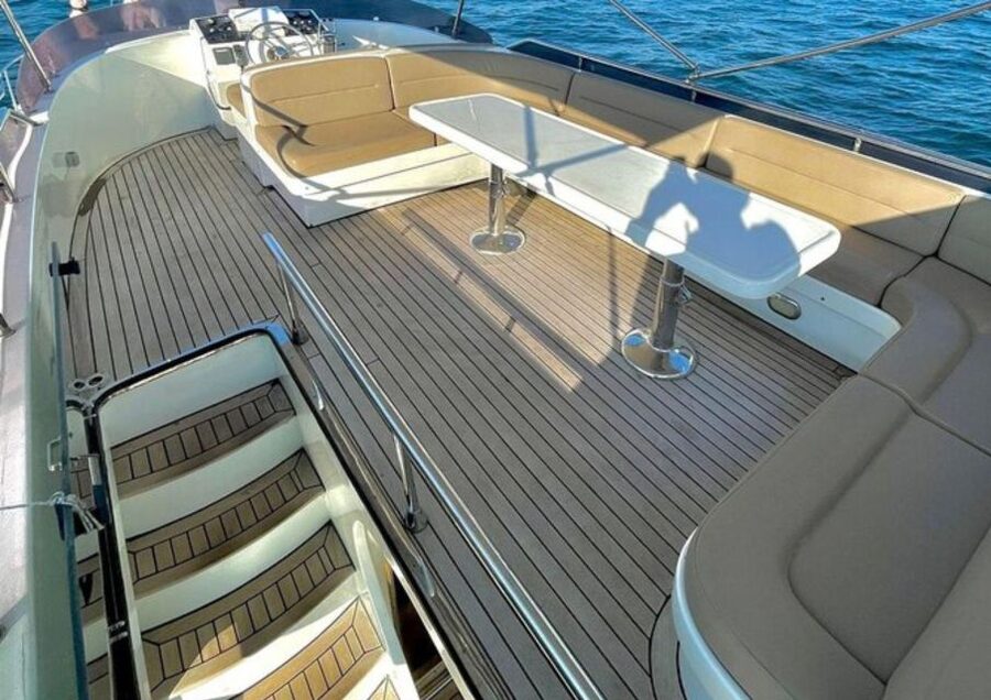 Istanbul: Small-Group Luxury Yacht Sunset Cruise w/ Snacks - Why a Bosphorus sunset on a luxury yacht feels different