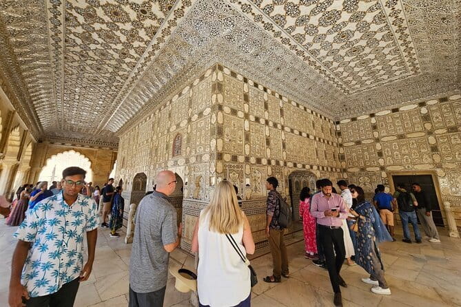 Jaipur Full Day Attractions Tour by AC Car with Local Guide - Price and logistics: what $14 buys you (and what it doesn’t)