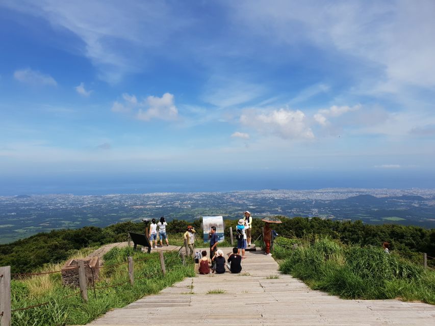 Jeju Premium Small Group UNESCO Day Tour - South - Price and Logistics: What Your $100 Actually Covers