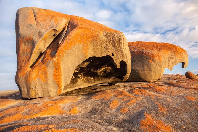 Kangaroo Island Luxury Small Group 'Flinders Chase Focus' Full Day Tour - Remarkable Rocks: short time, big drama on the ocean edge