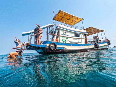 Koh Tao: Premium Snorkel Tour to Koh Nangyuan Bays by Oxygen - Mae Haad Pier to safety briefing: how the day gets organized