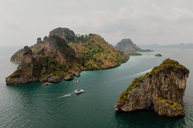 Krabi: 4 Island Luxury Yacht with Snorkelling & Clear Kayaking - Weather, tides, and real safety at sea
