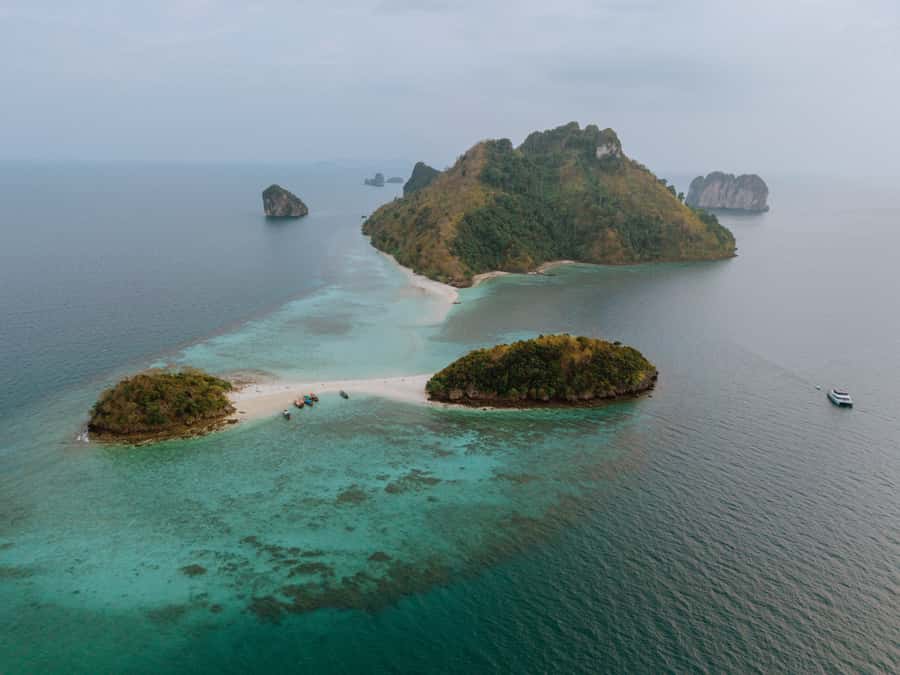 Krabi: 4 Island Premium Yacht with Snorkeling & Clear Kayak - Snacks, fruit, and the sunset dinner you’ll want