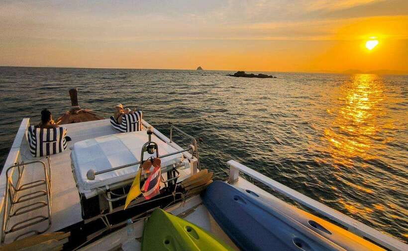 Krabi: Koh Hong Small Group Tour by Luxury Longtail Boat - Viewpoint + snorkeling time: the hike that pairs with reef water