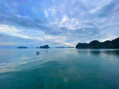 Krabi: Premium James Bond Island Speedboat & Canoe Trip - James Bond Island at Koh Tapu: the photo stop done right